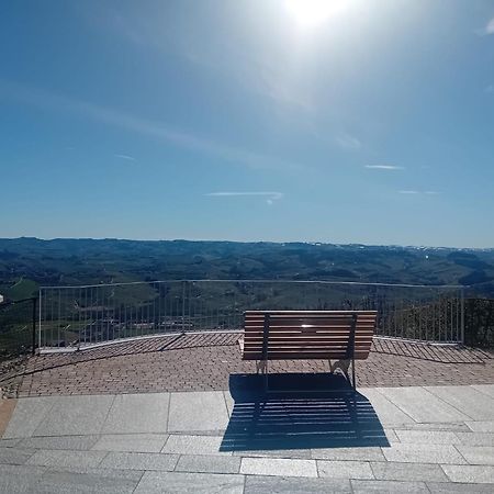 Ninary Apartments A Due Passi Dal Centro Storico Άλμπα Εξωτερικό φωτογραφία