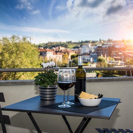 Ninary Apartments A Due Passi Dal Centro Storico Άλμπα Εξωτερικό φωτογραφία