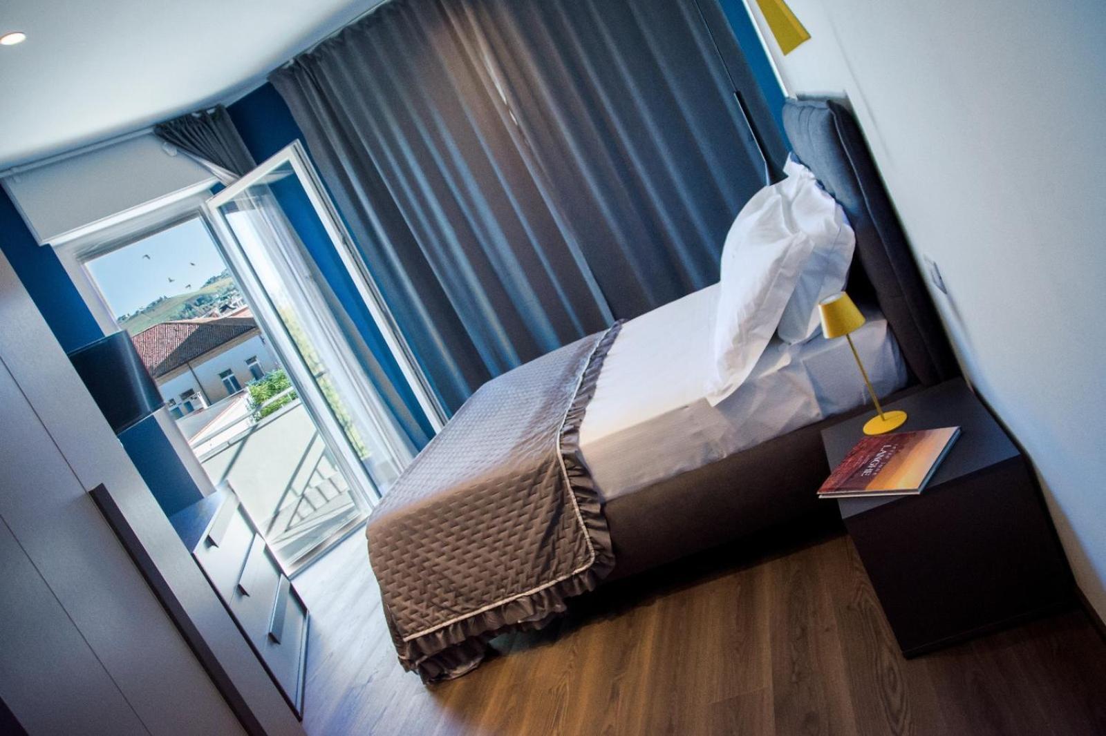Ninary Apartments A Due Passi Dal Centro Storico Άλμπα Εξωτερικό φωτογραφία