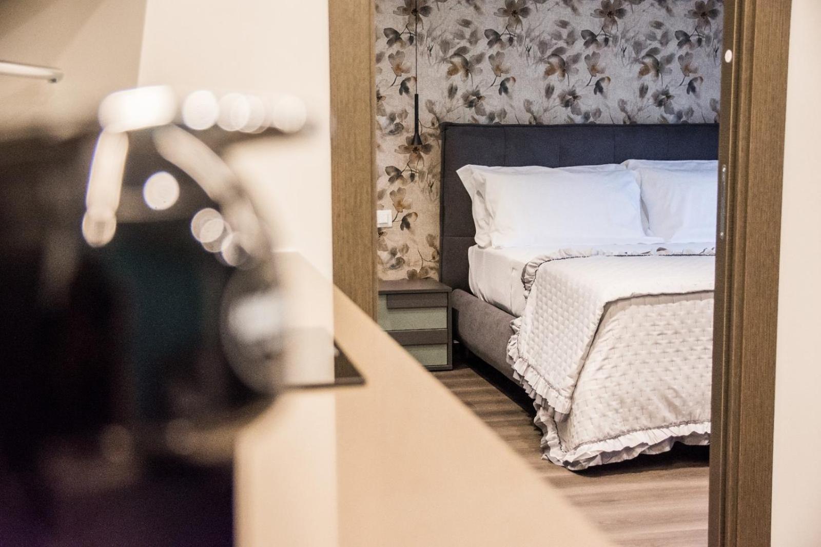 Ninary Apartments A Due Passi Dal Centro Storico Άλμπα Εξωτερικό φωτογραφία